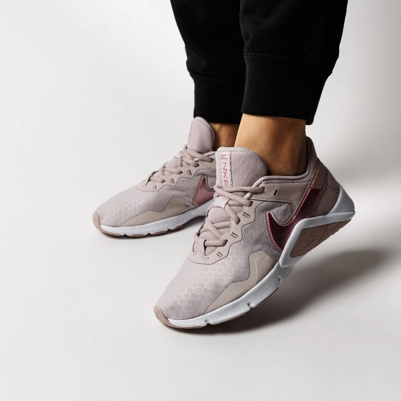 NIKE-LEGEND-ESSENTIAL-WOMENS-50-style różowe