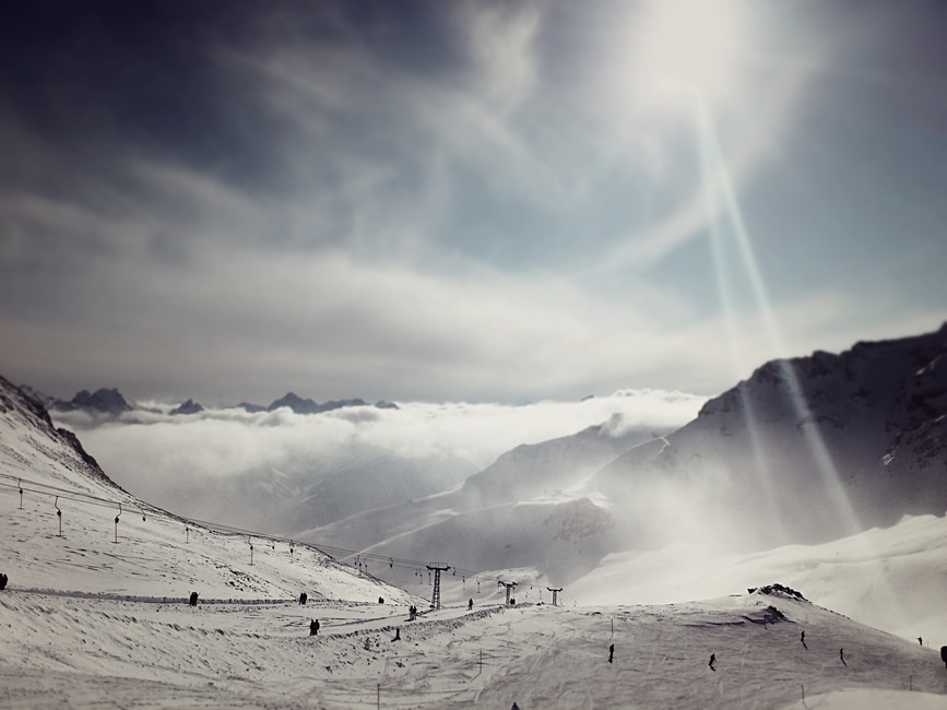 Narty, snowboard, łyżwy? Polub sporty zimowe - góry